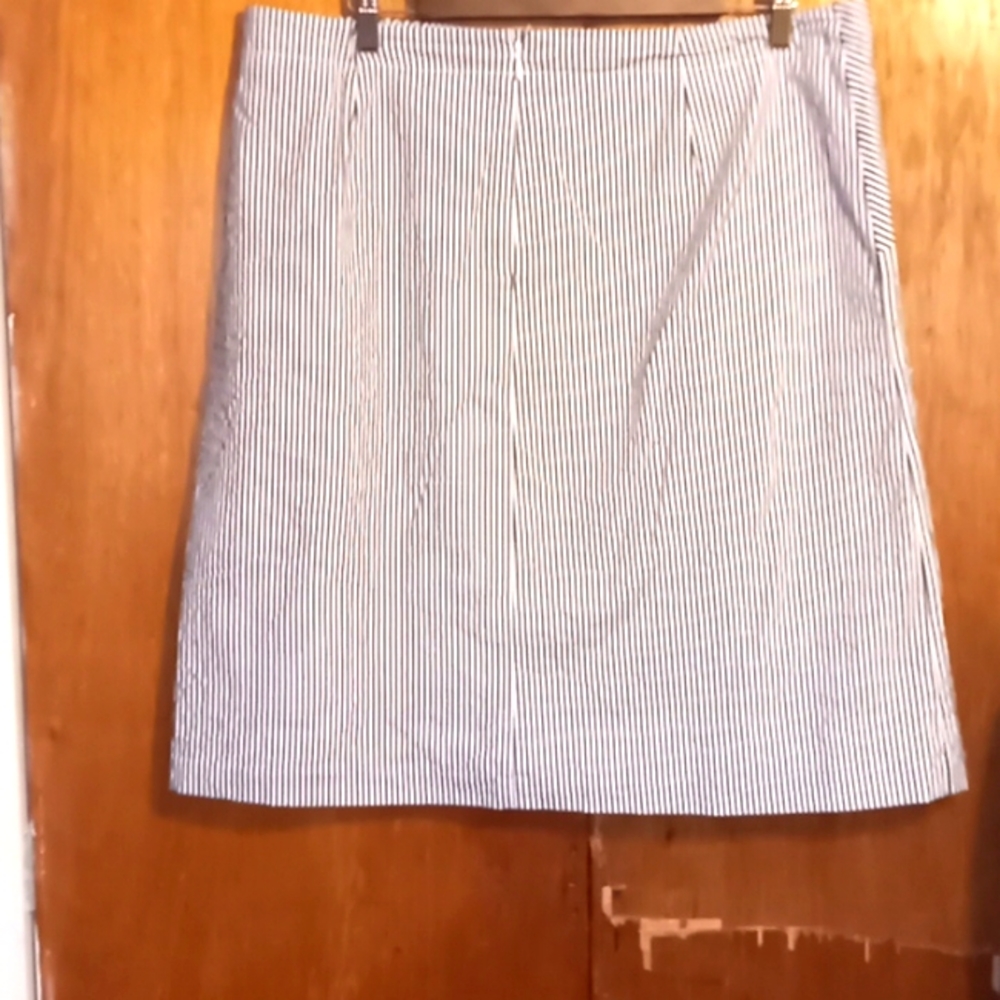 TALBOTS women  stripe Skirt.